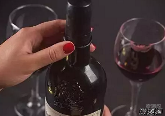 探究葡萄酒的“酸度”特性：品味升级的关键所在